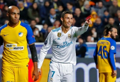 'Fan cuồng' xăm tên và biểu tượng của Ronaldo - ảnh 1