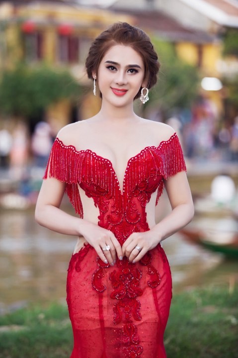 Lâm Khánh Chi đẹp xuất sắc trong ảnh cưới khiến mỹ nhân Việt phải ghen tị - ảnh 2