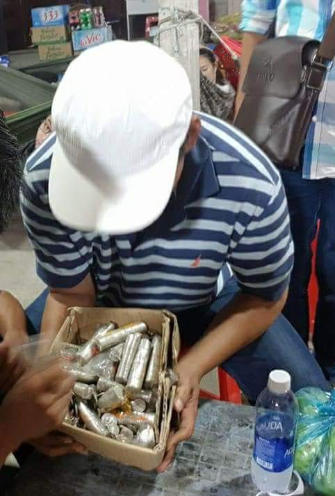 Tài xế tung 'chiêu' dùng tiền xu phản ứng BOT Cai Lậy - ảnh 1