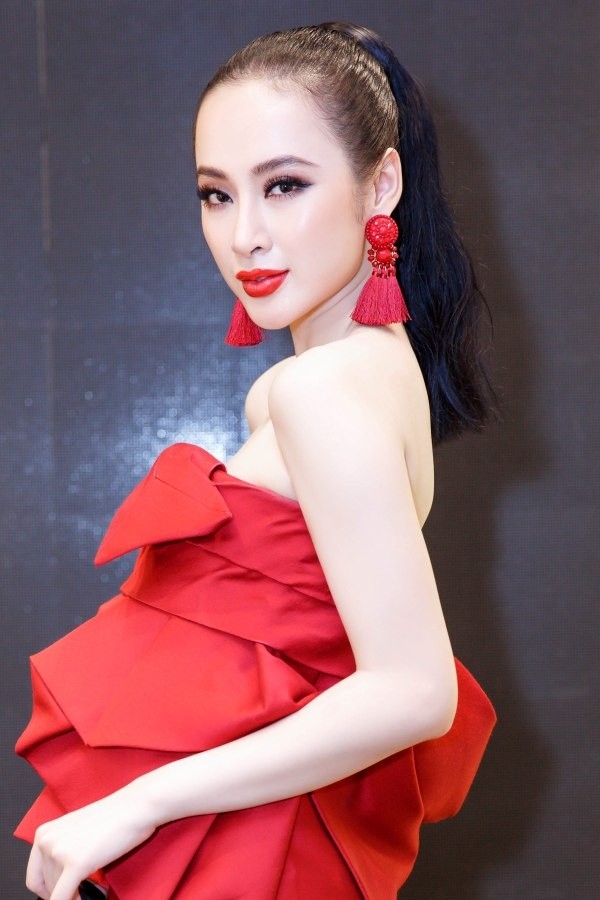 Angela Phương Trinh diện 'cây' đỏ siêu quyến rũ tại sự kiện - ảnh 4