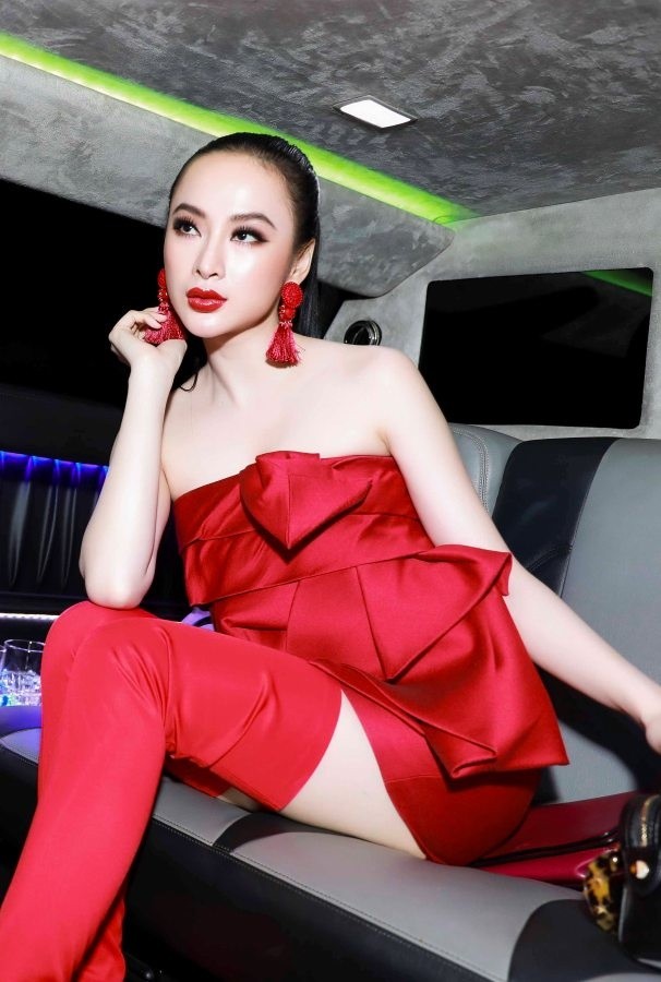 Angela Phương Trinh diện 'cây' đỏ siêu quyến rũ tại sự kiện - ảnh 1