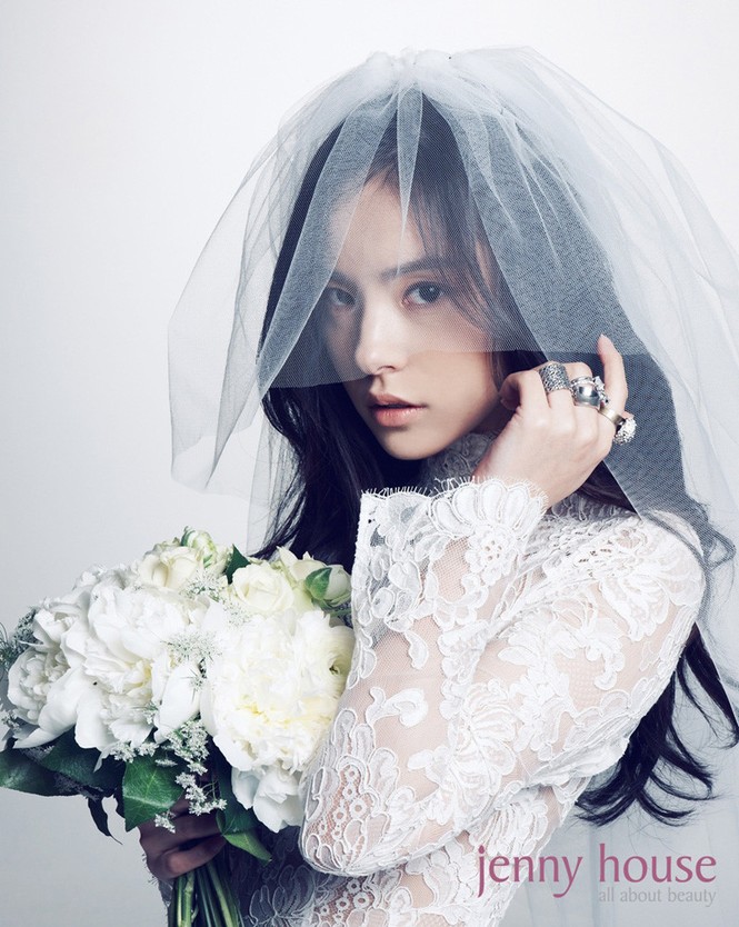 Cận cảnh nhan nóng bỏng của vợ sắp cưới Taeyang - Big Bang - ảnh 5