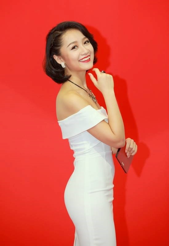 Nhan sắc của Thu Hà - MC thời sự từng thi hoa hậu - ảnh 9
