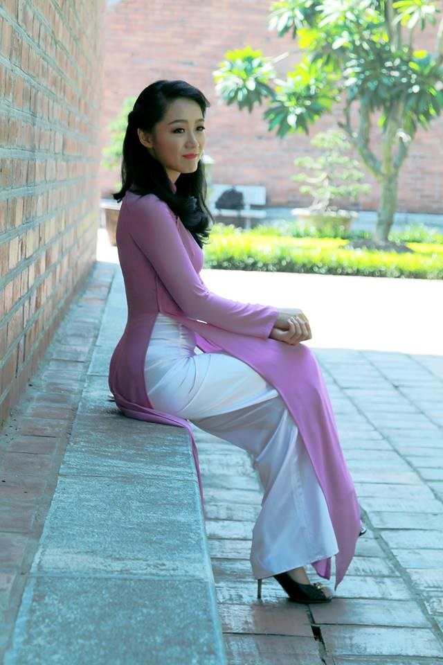 Nhan sắc của Thu Hà - MC thời sự từng thi hoa hậu - ảnh 2