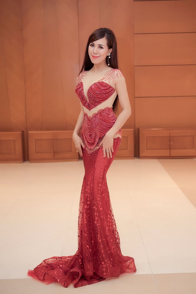 Mai Thỏ đeo cánh thiên thần khoe đường cong quyến rũ - ảnh 3