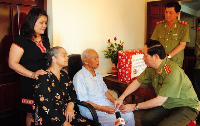 Vị tướng đầu tiên của Tây Nguyên qua đời ở tuổi 97 - ảnh 1