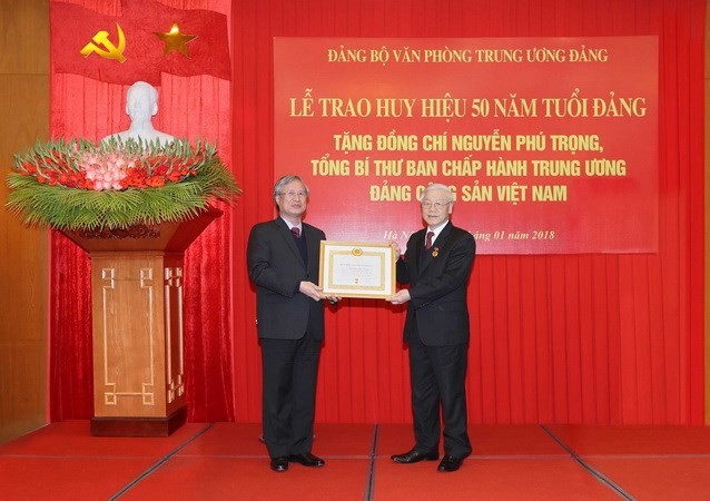 Tổng Bí thư: Cố gắng học và làm theo Bác, xứng đáng là Đảng viên - ảnh 2