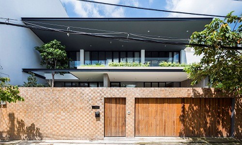 Biệt thự đô thị ngập nắng ở Sài Gòn trên báo Tây - ảnh 1