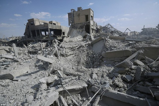 Trung tâm nghiên cứu khoa học của Syria bị đánh sập do vụ không kích - ảnh 5