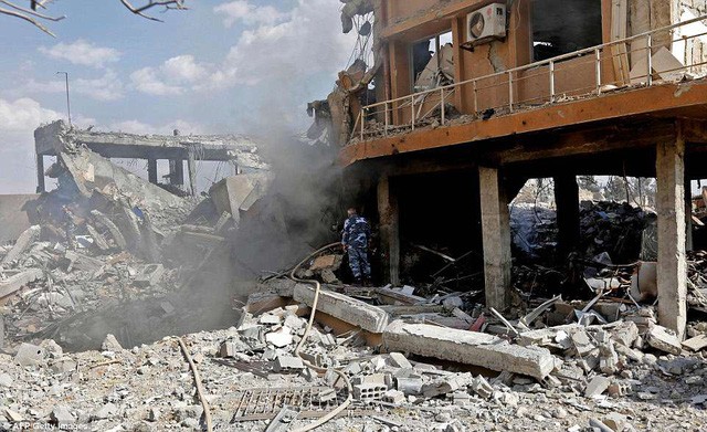 Trung tâm nghiên cứu khoa học của Syria bị đánh sập do vụ không kích - ảnh 7