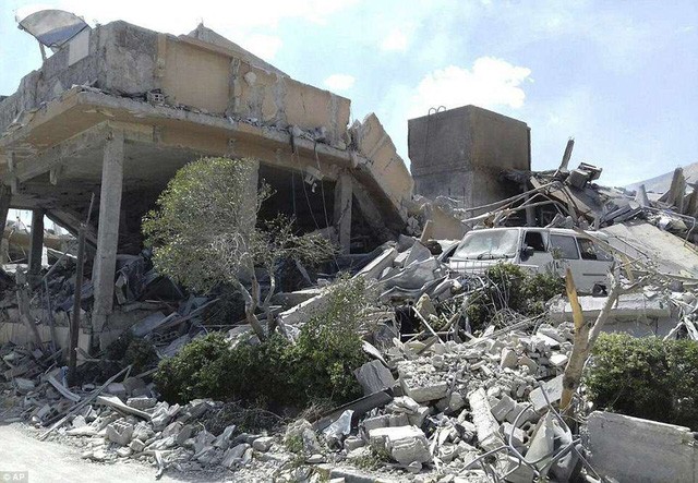 Trung tâm nghiên cứu khoa học của Syria bị đánh sập do vụ không kích - ảnh 9