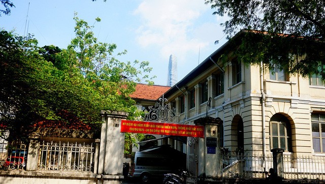 Cận cảnh tòa nhà 130 năm tuổi có nguy cơ bị phá bỏ - ảnh 2