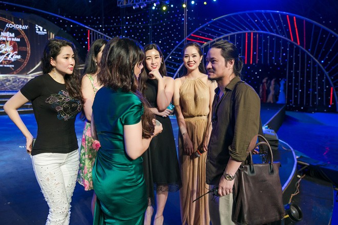 Gala 30 năm HHVN tràn xúc cảm với bàn tay đạo diễn Hoàng Nhật Nam - ảnh 2