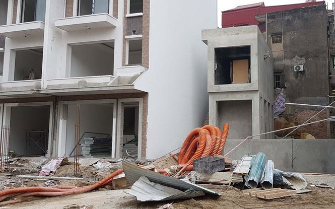 Thâu tóm 'đất vàng' HTX giá rẻ, đại gia chi 30 tỷ xây nhà gỗ 'khủng' - ảnh 4