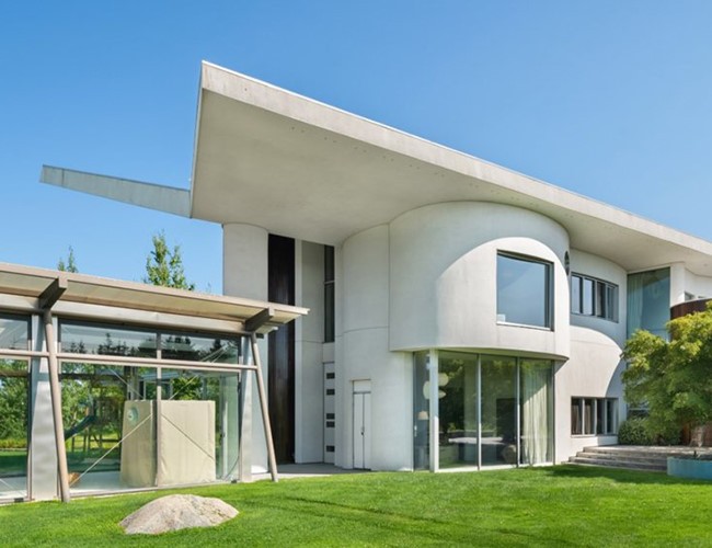 Khó tin, căn biệt thự lạ 800m2 mà tiền điện chỉ hết 500.000đ/tháng - ảnh 3