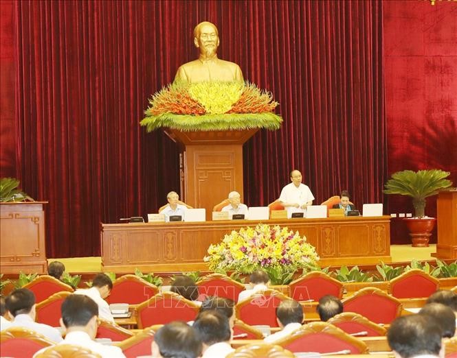Thủ tướng điều hành phiên thảo luận về tình hình KT-XH - ảnh 1