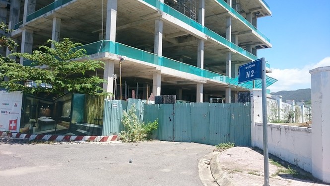 Dự án Resort ven biển 5000m2 bị xử phạt lấn chiếm đường bộ - ảnh 1