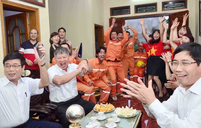Hai ngày sau bán kết, bố Xuân Trường vẫn 'lâng lâng hạnh phúc' - ảnh 1