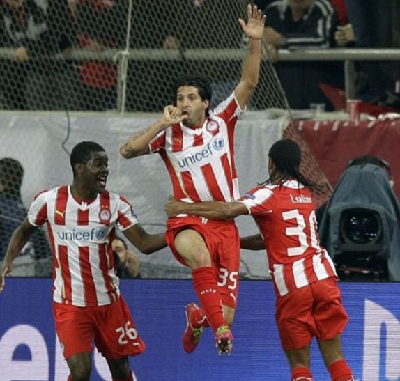 Olympiakos,David Moyes,Juan Mata,Marouane Fellaini,Shinji Kagawa,Adnan Januzaj,Manchester United,David de Gea - ảnh 6
