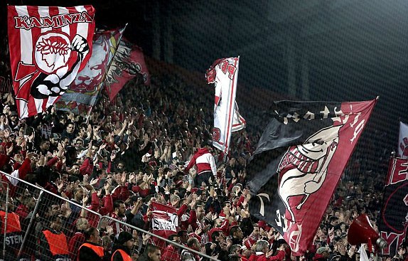 Olympiakos,David Moyes,Juan Mata,Marouane Fellaini,Shinji Kagawa,Adnan Januzaj,Manchester United,David de Gea - ảnh 11