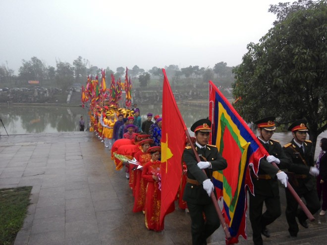 Thành kính dâng hương lễ giỗ Đức Quốc Tổ Lạc Long Quân - ảnh 2