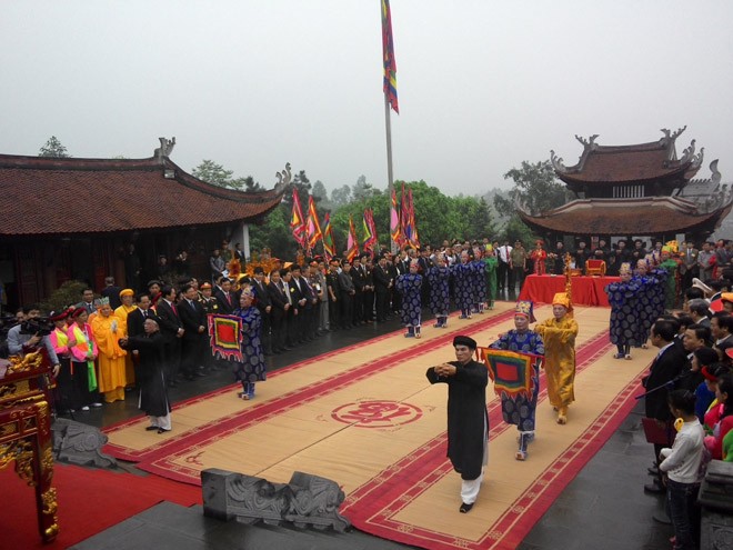 Thành kính dâng hương lễ giỗ Đức Quốc Tổ Lạc Long Quân - ảnh 6