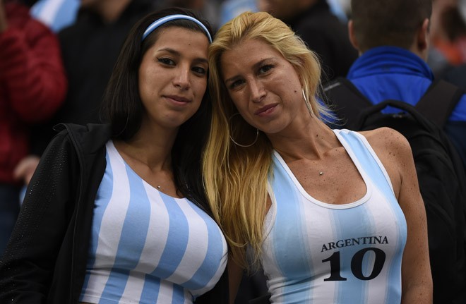 RADIO WORLD CUP tối 11/7: Argentina 'lấy thịt đè người' - ảnh 1