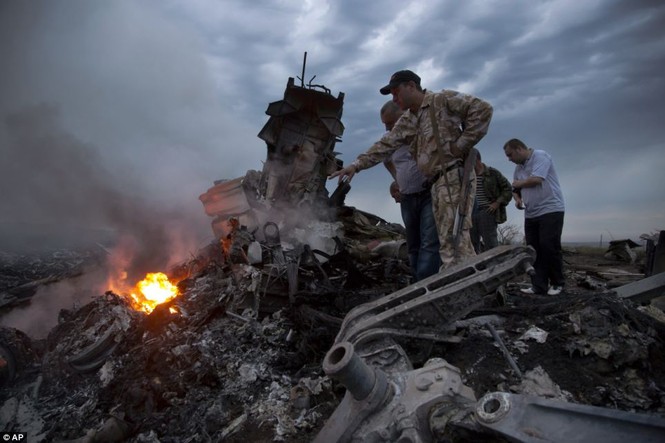 TRỰC TIẾP: MH17 bị yêu cầu hạ độ cao khi vào không phận Ukraine - ảnh 12