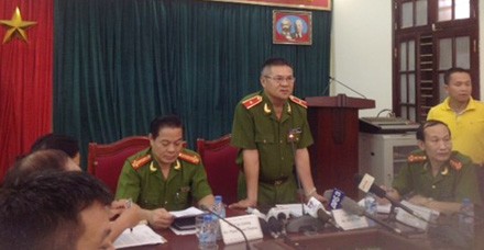 Tạm giữ hàng loạt cầu thủ, thu 400 triệu bán độ chưa kịp chia - ảnh 5