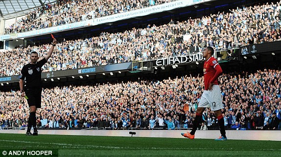 Man City-M.U (1-0): Quỷ đỏ ôm hận vì tội đồ Smalling - ảnh 14
