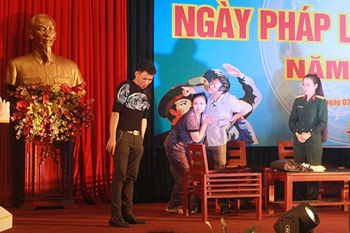 'Ngày Pháp luật' ở Đoàn Cận vệ thép - ảnh 3