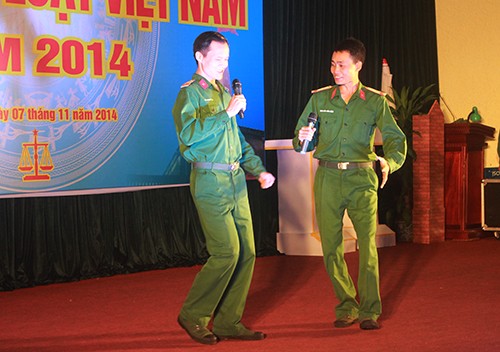 'Ngày Pháp luật' ở Đoàn Cận vệ thép - ảnh 8