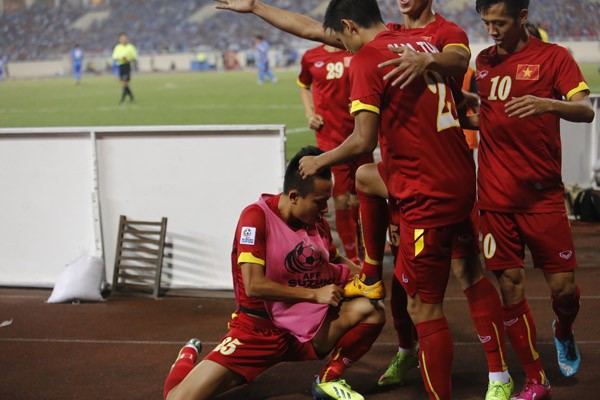 Việt Nam vs Philippines (3-1): Thăng hoa với ba tuyệt phẩm - ảnh 18