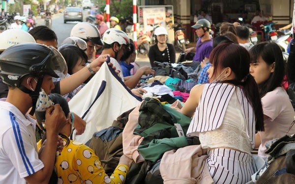 Rộn ràng chợ Tết Cà Mau - ảnh 5