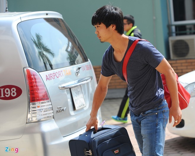 Công Phượng để râu lên hội quân cùng tuyển U23 VN - ảnh 3