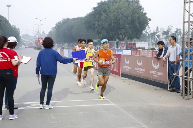 Việt dã và marathon Báo Tiền Phong: Sôi nổi đua tài - ảnh 60