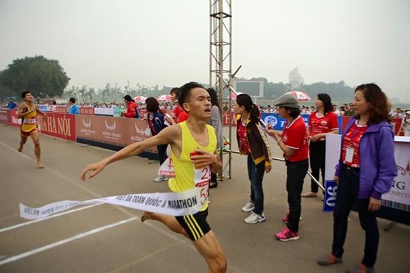 Việt dã và marathon Báo Tiền Phong: Sôi nổi đua tài - ảnh 35