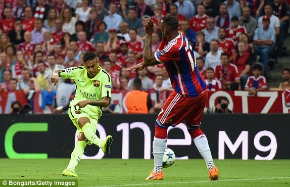 Bayern vs Barca (3-2): 'Hùm xám' lực bất tòng tâm - ảnh 11