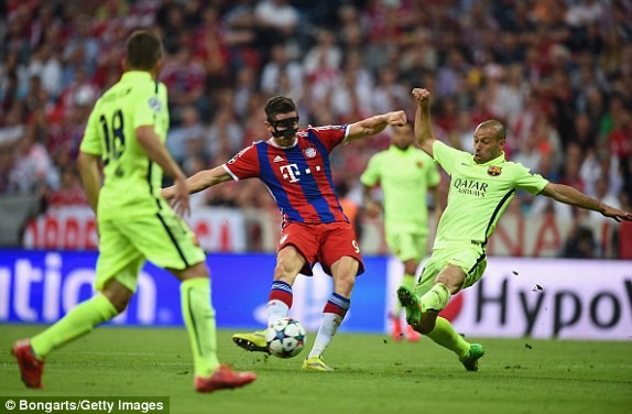 Bayern vs Barca (3-2): 'Hùm xám' lực bất tòng tâm - ảnh 3