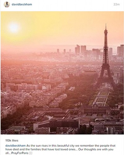 Beckham, Ronaldo và các sao bóng đá 'Cầu nguyện cho Paris' - ảnh 1