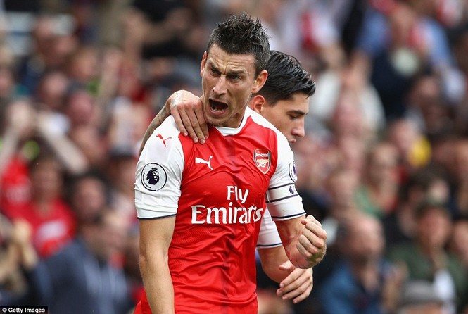 Arsenal thắng nhờ quả penalty ở phút bù giờ - ảnh 5