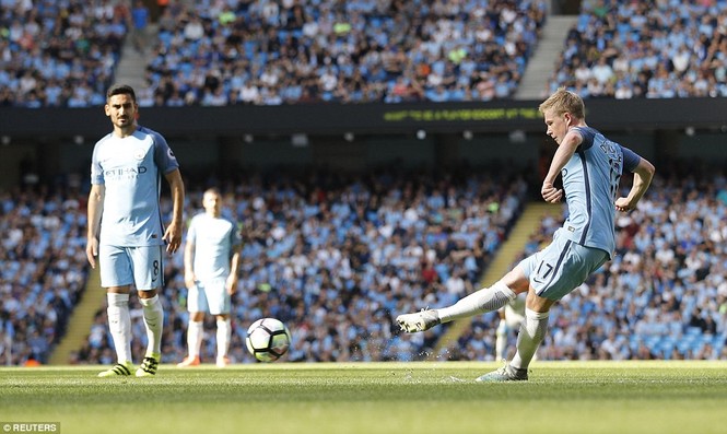 Thắng đậm Bournemouth, Man City độc chiếm ngôi đầu - ảnh 2