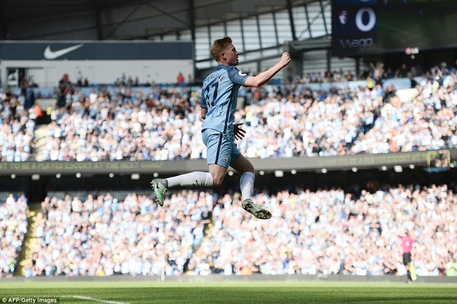 Thắng đậm Bournemouth, Man City độc chiếm ngôi đầu - ảnh 3