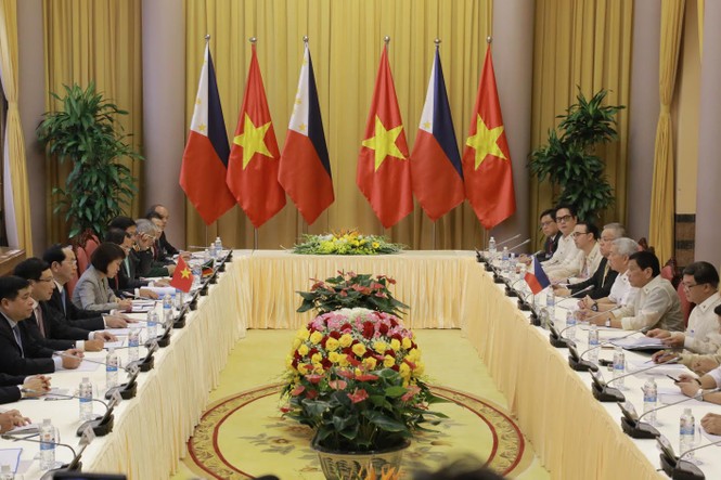 Cận cảnh lễ đón chính thức Tổng thống Philippines - ảnh 7