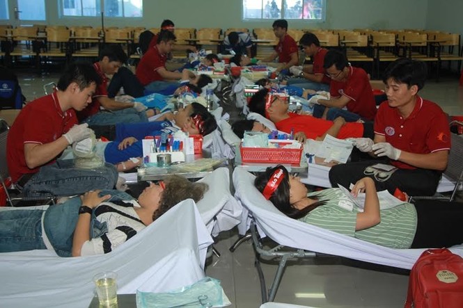 Chủ Nhật Đỏ 2017, Báo Tiền Phong - ảnh 10