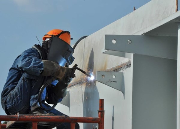 Người dân cả nước đón giao thừa Tết Đinh Dậu - ảnh 63