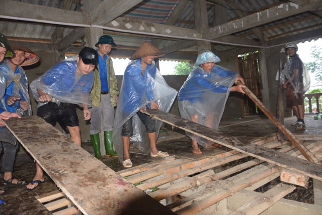 Lũ dữ tàn phá miền tây Yên Bái, thiệt hại hơn 100 tỷ đồng - ảnh 2