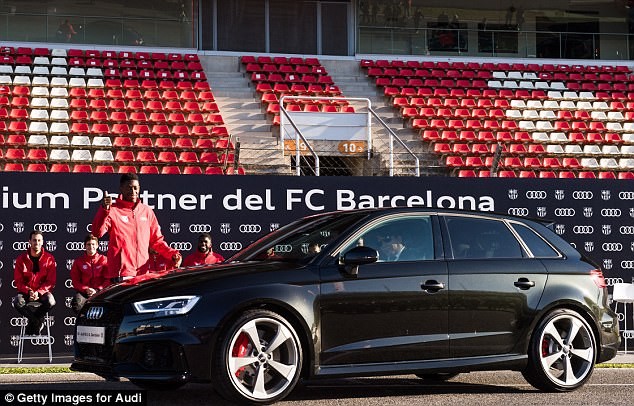 Sao Barca nhận 'xế hộp' Audi, Messi chọn xe gì? - ảnh 5