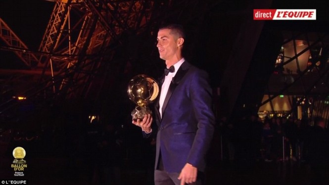 Ronaldo lần thứ năm đoạt Quả bóng Vàng - ảnh 3