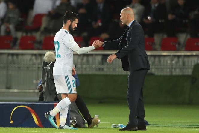 HLV Pep Guardiola gạ gẫm ngôi sao Isco về Man City - ảnh 2